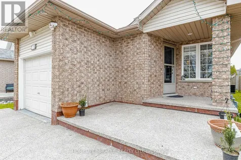 125 Hawkins Drive Cambridge ON N1T 1Z8
