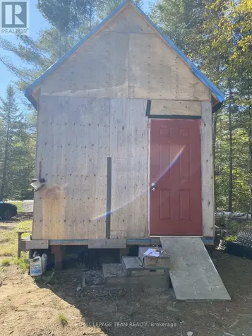 5166 Loggers Way Ottawa ON K7S 3G7