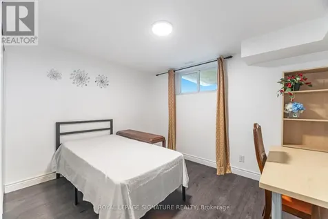 406 Tamarack Drive Waterloo ON N2L 4G6