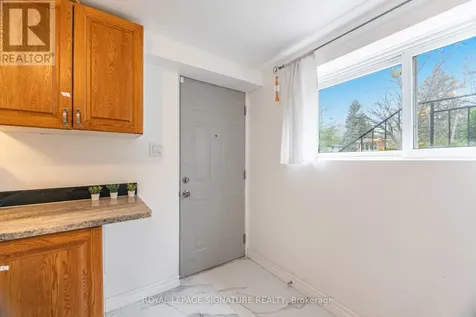 406 Tamarack Drive Waterloo ON N2L 4G6