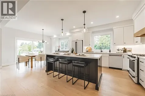 15 Kellogg Avenue Hamilton ON L0R 1W0