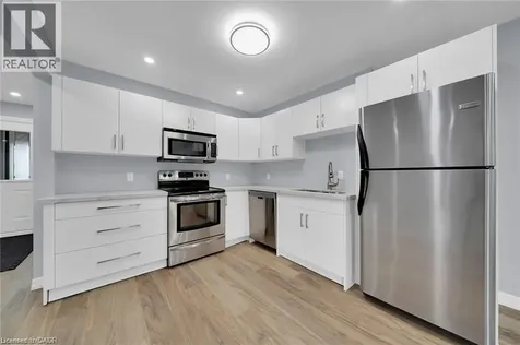 451 Woodview Road Burlington ON L7N 2Z9