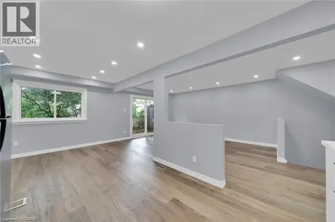 451 Woodview Road Burlington ON L7N 2Z9