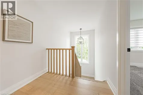 10 Kellogg Avenue Hamilton ON L0R 1W0