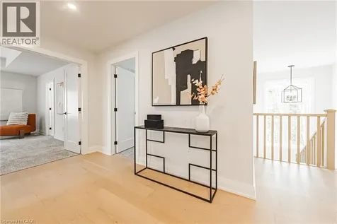 10 Kellogg Avenue Hamilton ON L0R 1W0