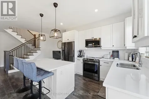 146 Sycamore Street Blue Mountains ON L9Y 4E4
