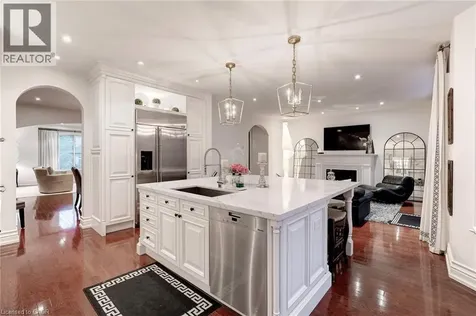2214 Hampstead Road Oakville ON L6H 6Y9