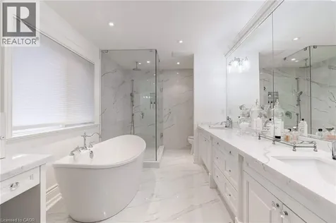 2214 Hampstead Road Oakville ON L6H 6Y9