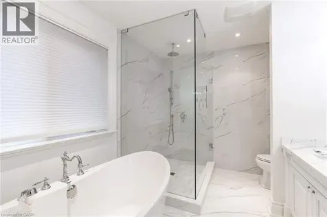 2214 Hampstead Road Oakville ON L6H 6Y9