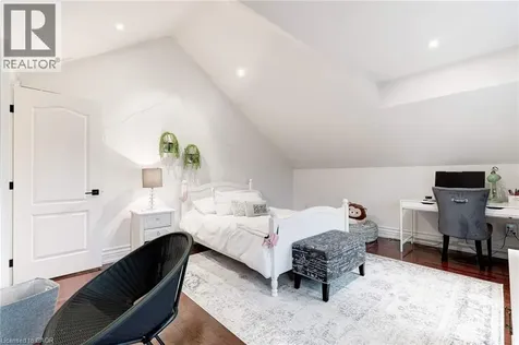 2214 Hampstead Road Oakville ON L6H 6Y9