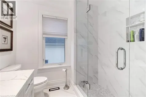 2214 Hampstead Road Oakville ON L6H 6Y9