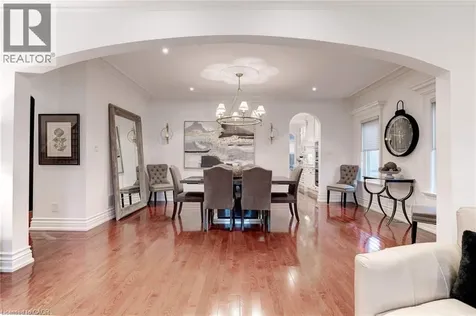2214 Hampstead Road Oakville ON L6H 6Y9