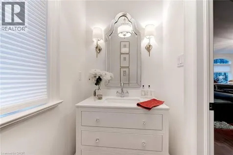 2214 Hampstead Road Oakville ON L6H 6Y9
