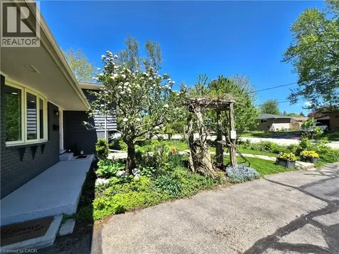 750 Elizabeth Street East Listowel ON N4W 2R6