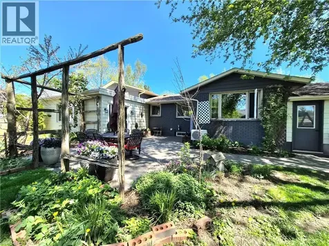 750 Elizabeth Street East Listowel ON N4W 2R6