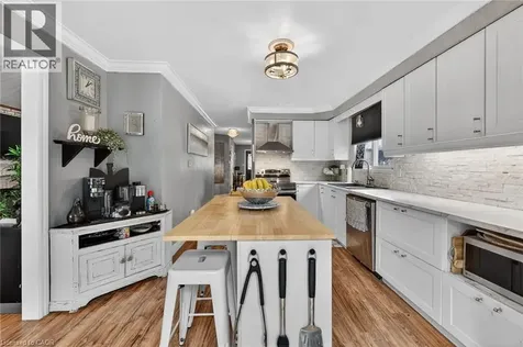 249 Lloyminn Avenue Ancaster ON L9G 4C4
