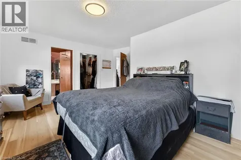 249 Lloyminn Avenue Ancaster ON L9G 4C4