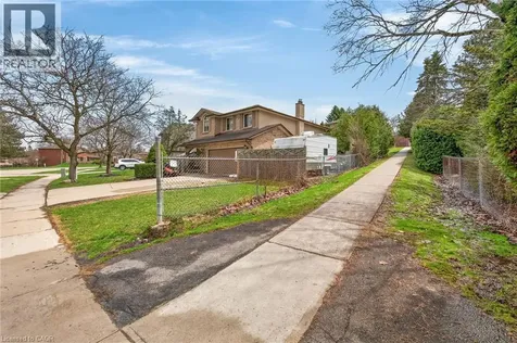 249 Lloyminn Avenue Ancaster ON L9G 4C4