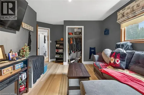 249 Lloyminn Avenue Ancaster ON L9G 4C4