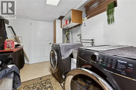 249 Lloyminn Avenue Ancaster ON L9G 4C4