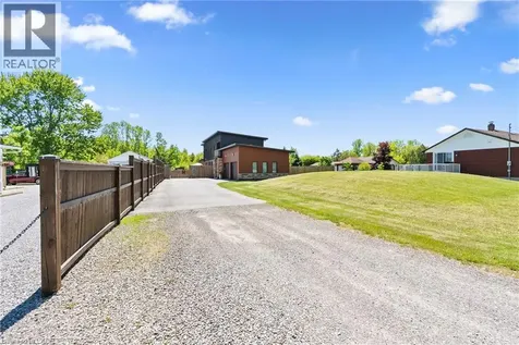 1887 Dominion Road Ridgeway ON L0S 1N0