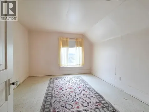 34 Park Avenue West Chatham ON N7M 1V9