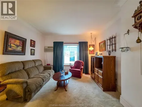 34 Park Avenue West Chatham ON N7M 1V9