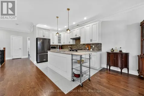3019 Sandy Cove Drive Innisfil ON L9S 2K1