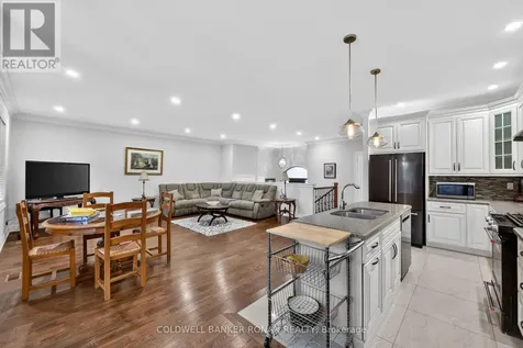 3019 Sandy Cove Drive Innisfil ON L9S 2K1