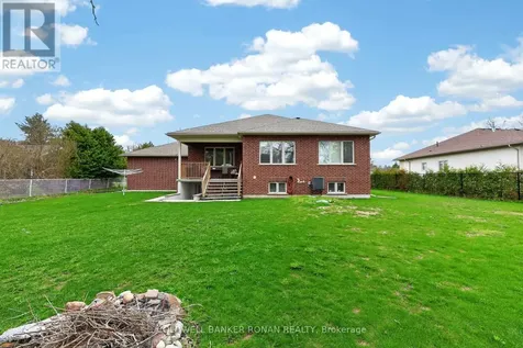 3019 Sandy Cove Drive Innisfil ON L9S 2K1