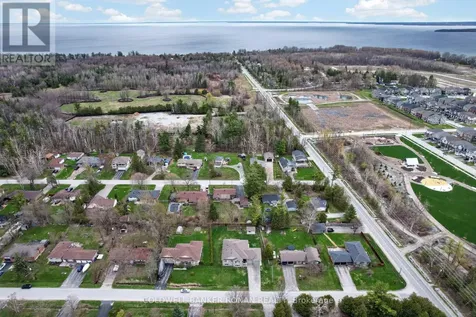 3019 Sandy Cove Drive Innisfil ON L9S 2K1