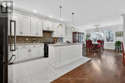 3019 Sandy Cove Drive Innisfil ON L9S 2K1