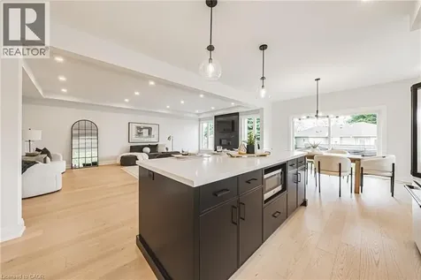 9 Kellogg Avenue Hamilton ON L0R 1W0