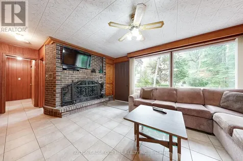 42 55th Street South Wasaga Beach ON L9Z 1W9