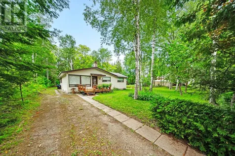 42 55th Street South Wasaga Beach ON L9Z 1W9