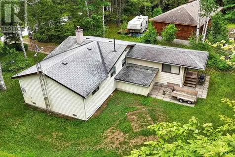42 55th Street South Wasaga Beach ON L9Z 1W9
