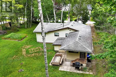 42 55th Street South Wasaga Beach ON L9Z 1W9