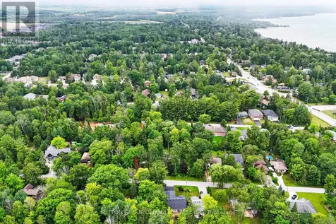 42 55th Street South Wasaga Beach ON L9Z 1W9
