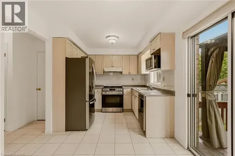 90 Lynnette Drive Hamilton ON L9B 2M5