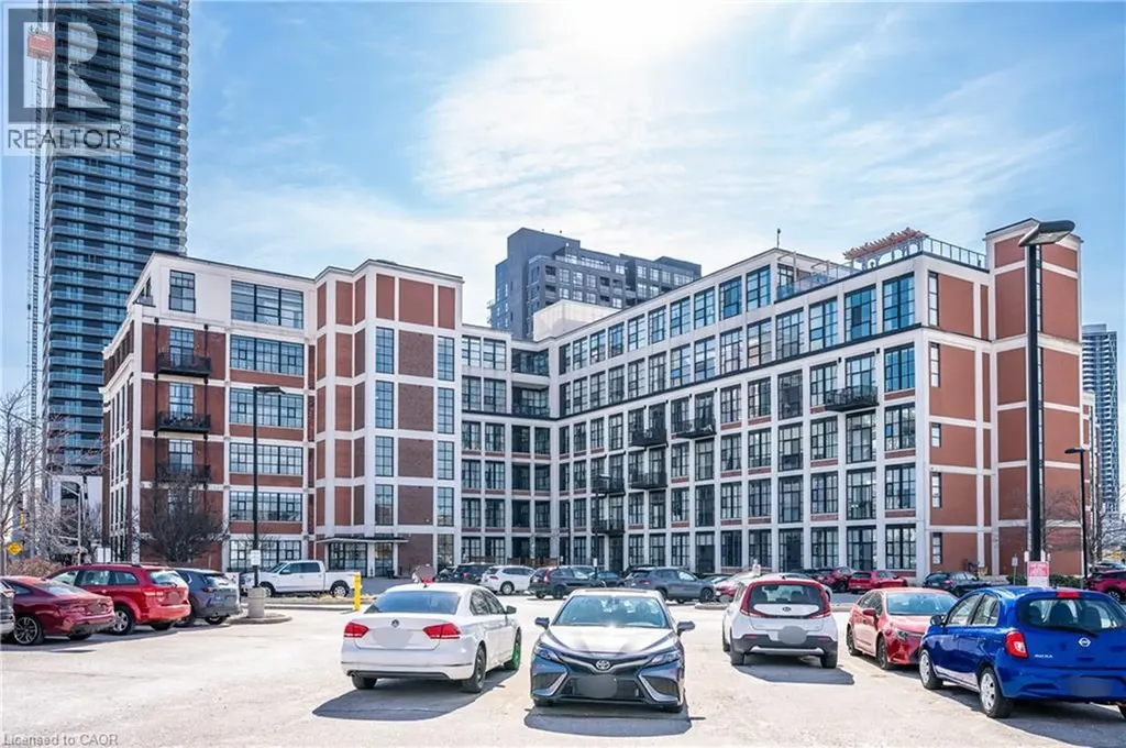 404 King Street West Kitchener ON N2G 4Z9