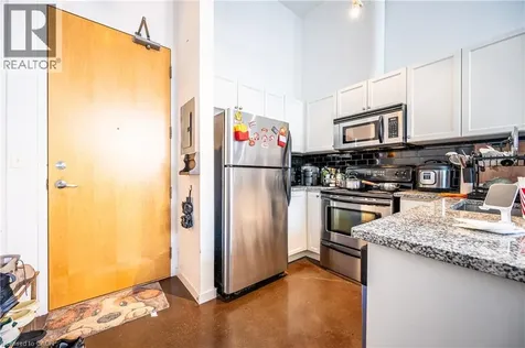 404 King Street West Kitchener ON N2G 4Z9