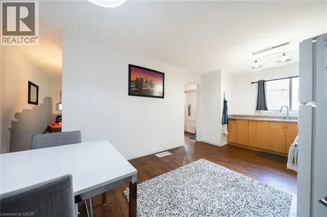 391 Pioneer Drive Kitchener ON N2P 1L8