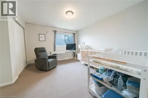 391 Pioneer Drive Kitchener ON N2P 1L8