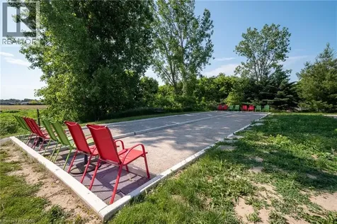 21 Long Point Boulevard Port Rowan ON N0E 1M0