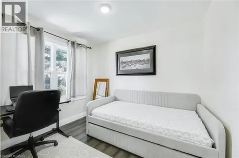 18 Tweedsmuir Avenue London ON N5W 1K5