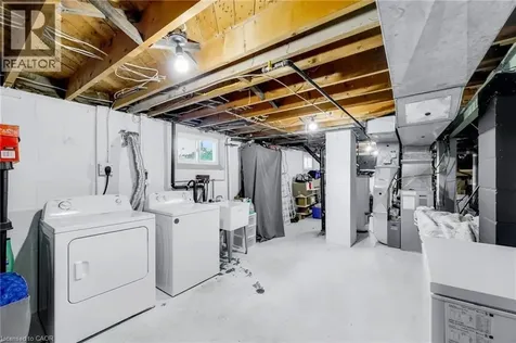 18 Tweedsmuir Avenue London ON N5W 1K5