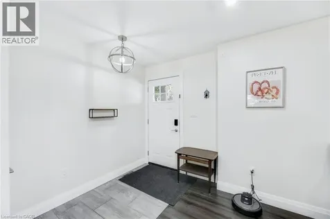 18 Tweedsmuir Avenue London ON N5W 1K5