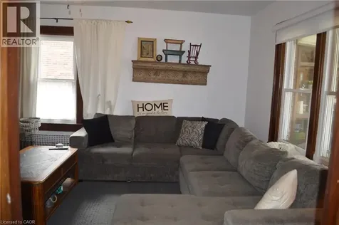 73 Talbot Street South Simcoe ON N3Y 2Z4