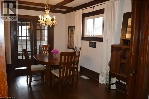 73 Talbot Street South Simcoe ON N3Y 2Z4