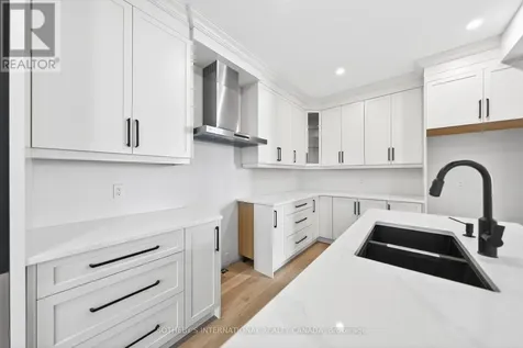 42 Rich Avenue Cambridge ON N1R 2A5
